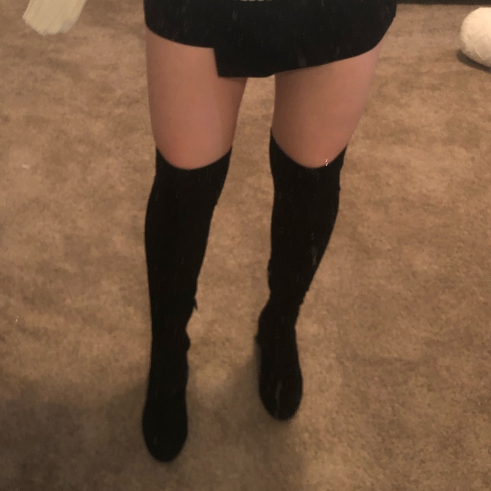 OVER THE KNEE BOOTS